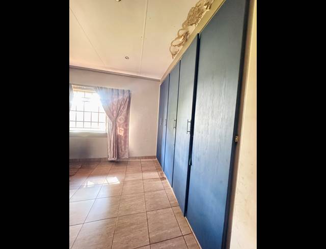 4 BEDROOM FREEHOLD FOR SALE IN TASBET PARK EXT 3